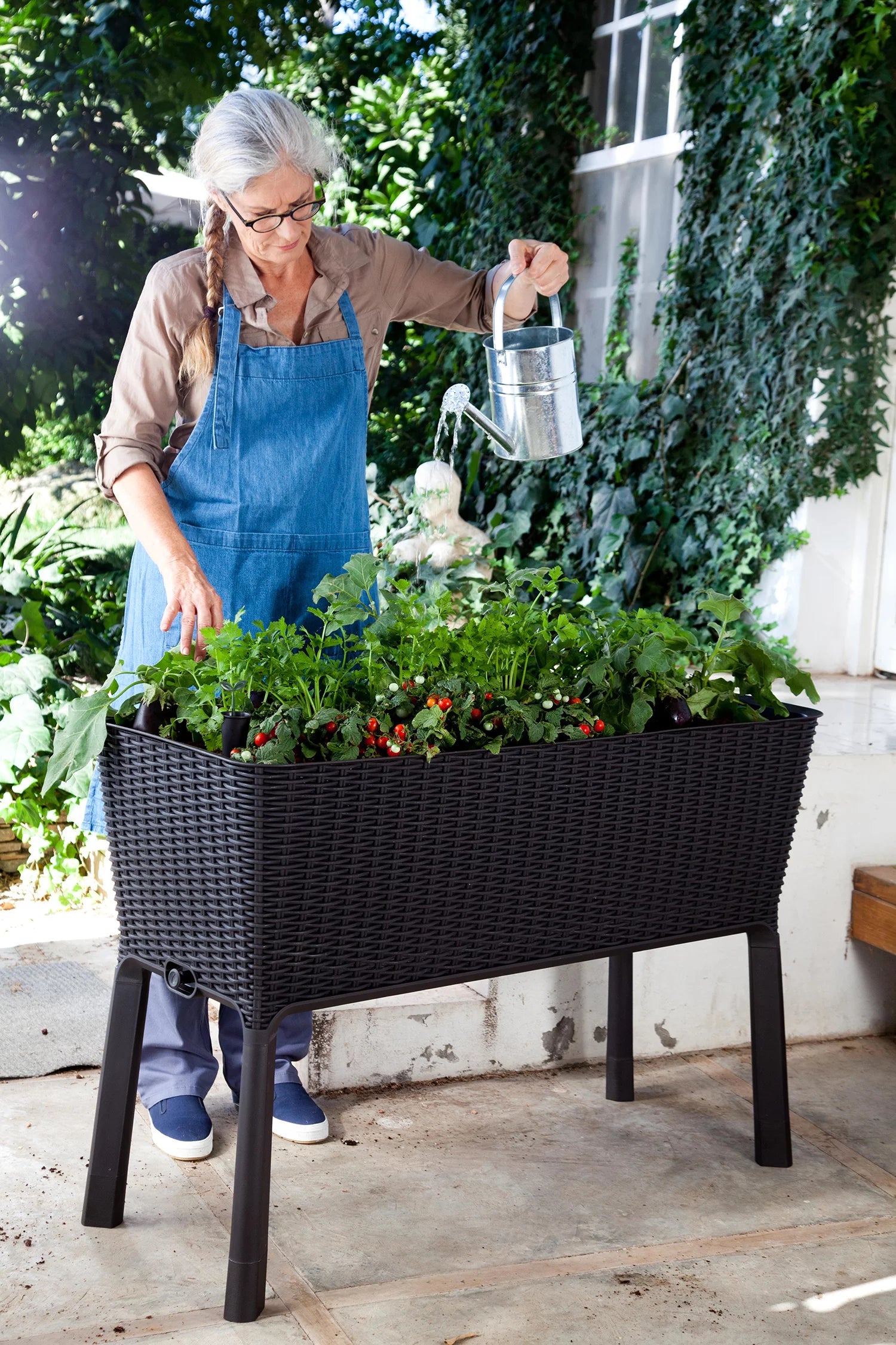 Elevated Garden Bed, Anthracite M82653