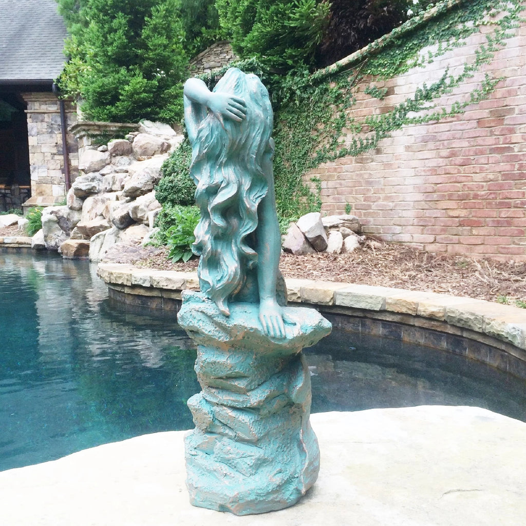 Giant Mermaid Sitting on Coastal Rock Garden Statue L419397