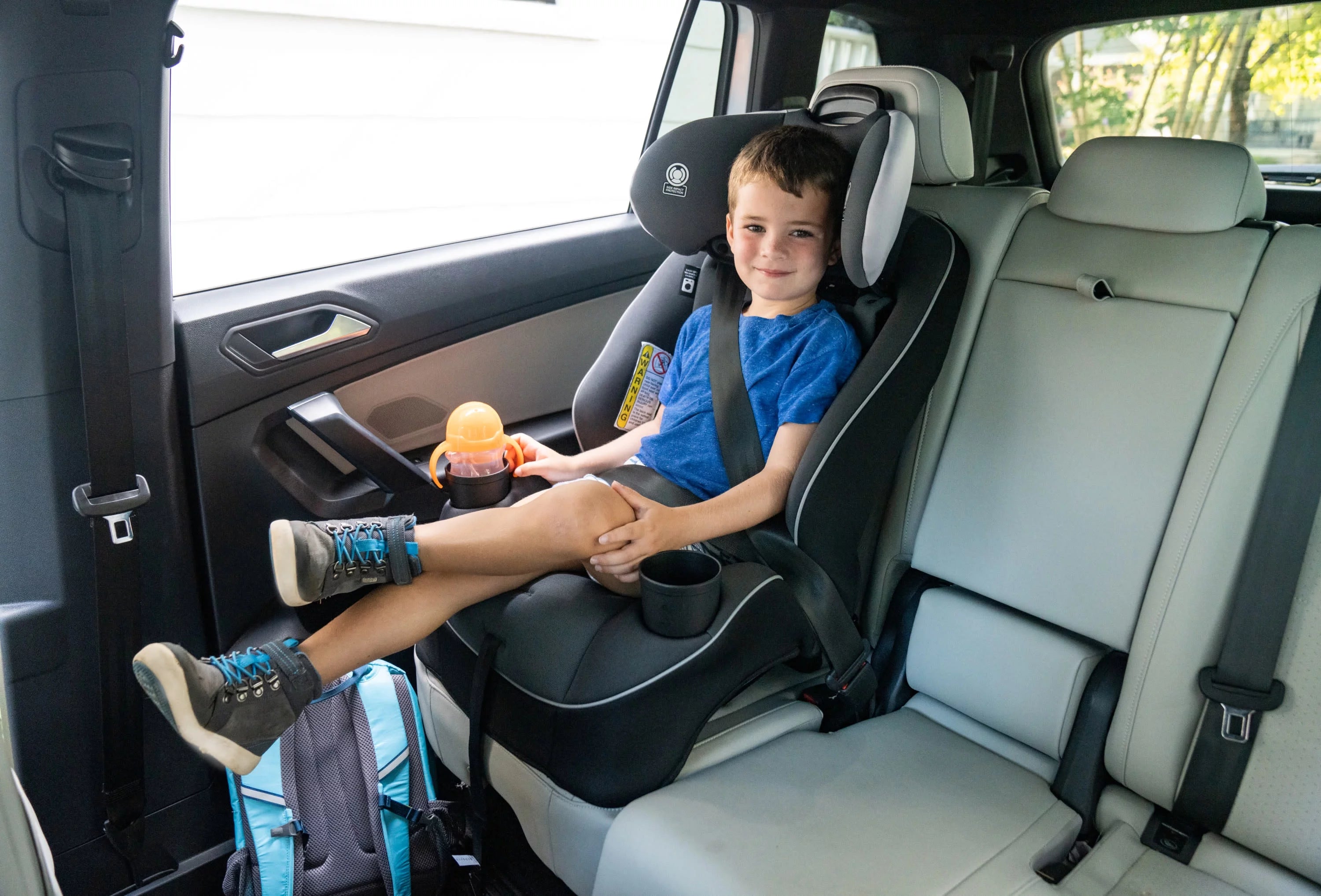 All-in-One Convertible Car Seat D9325