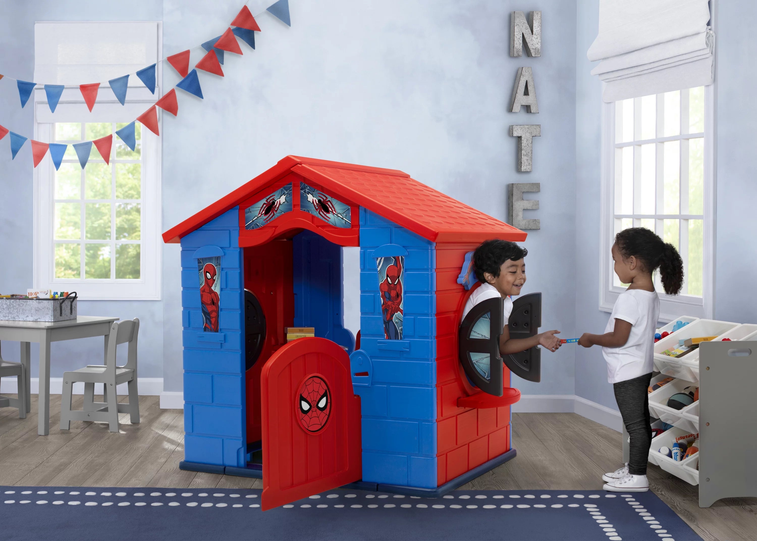Spider-Man Plastic Indoor/Outdoor Playhouse with Easy Assembly, Blue/Red R3101