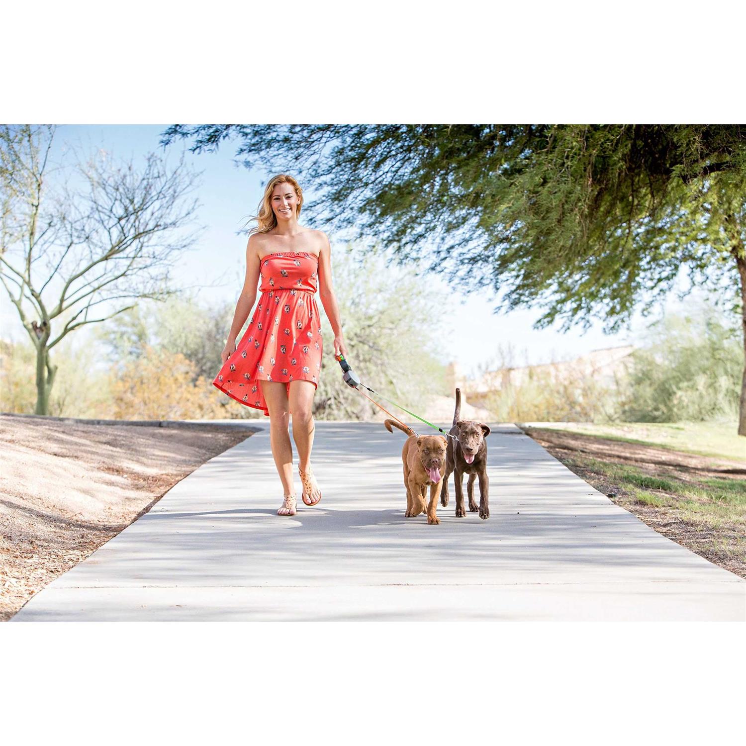 Dual Doggie Retractable Leash A2241