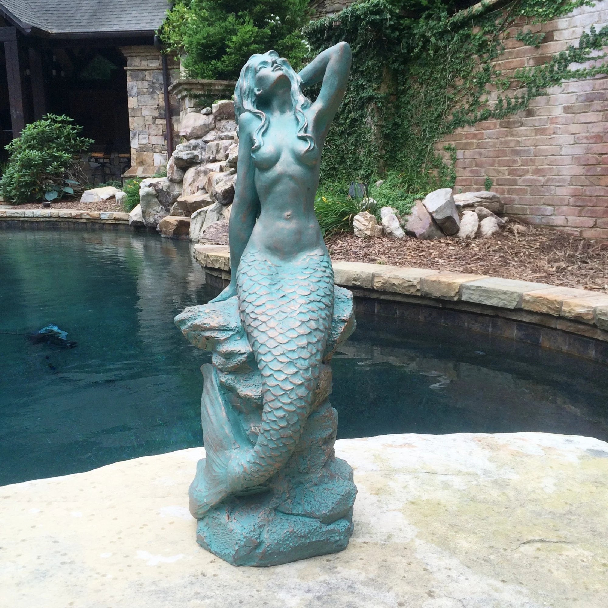 Giant Mermaid Sitting on Coastal Rock Garden Statue L419397