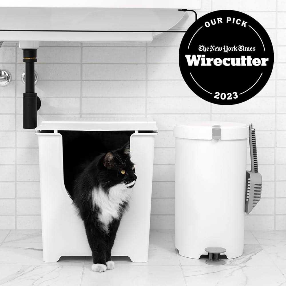 Flip Litter Box with Scoop and Reusable Liner U14256