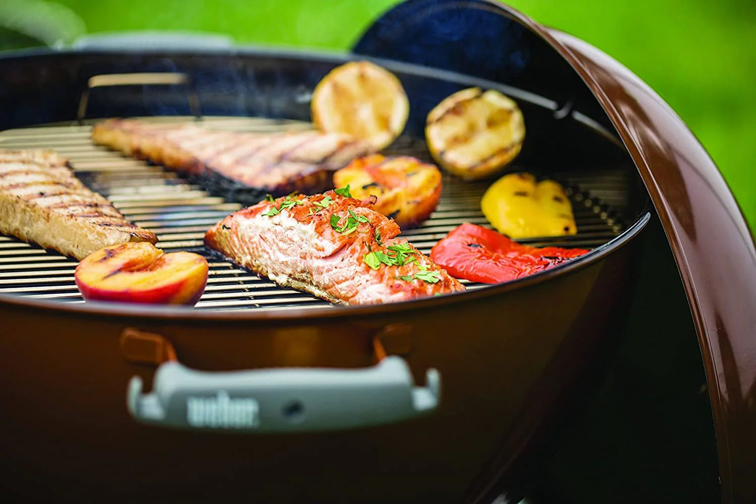 Charcoal Grill, 22-Inch, Copper E749286
