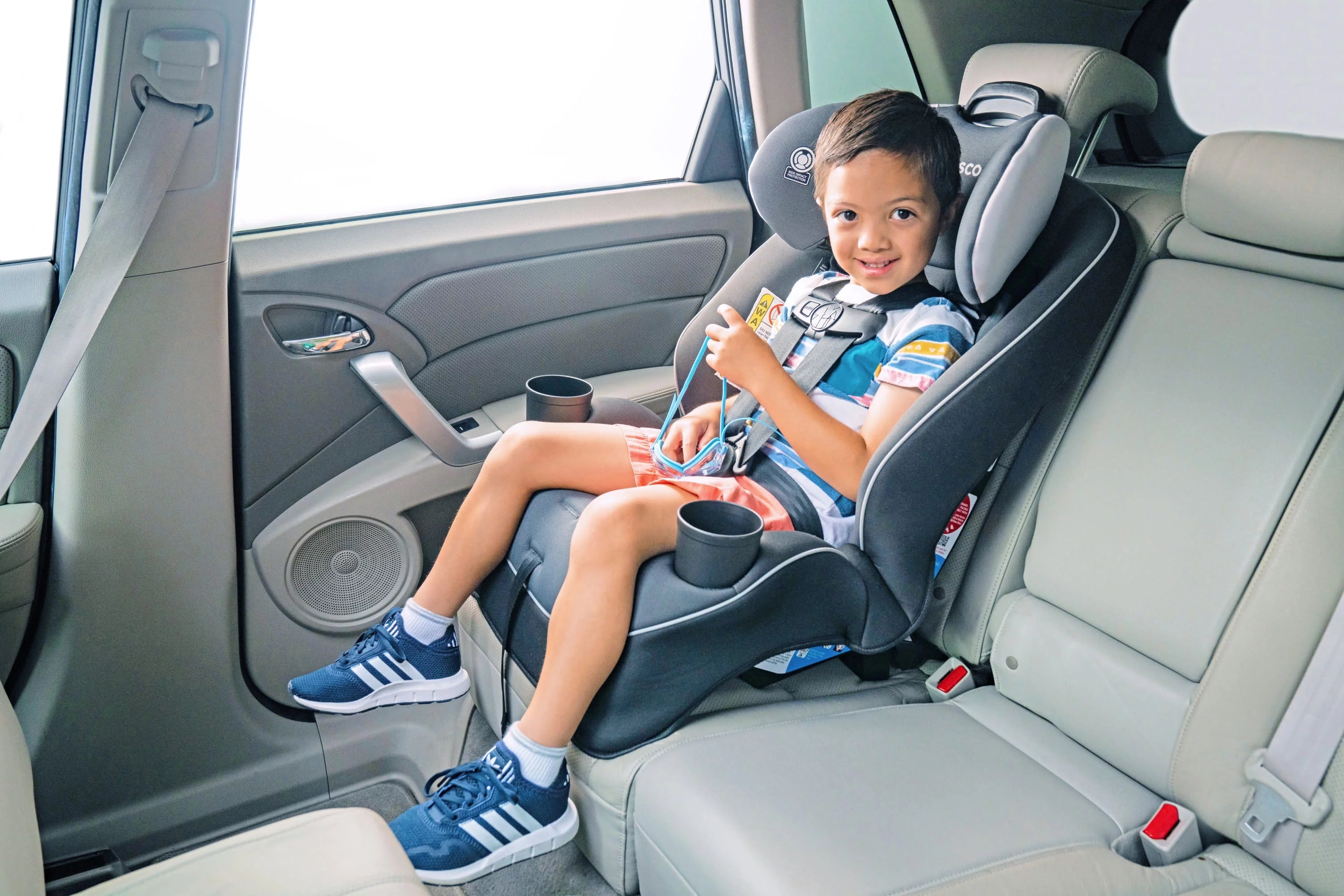 All-in-One Convertible Car Seat D9325