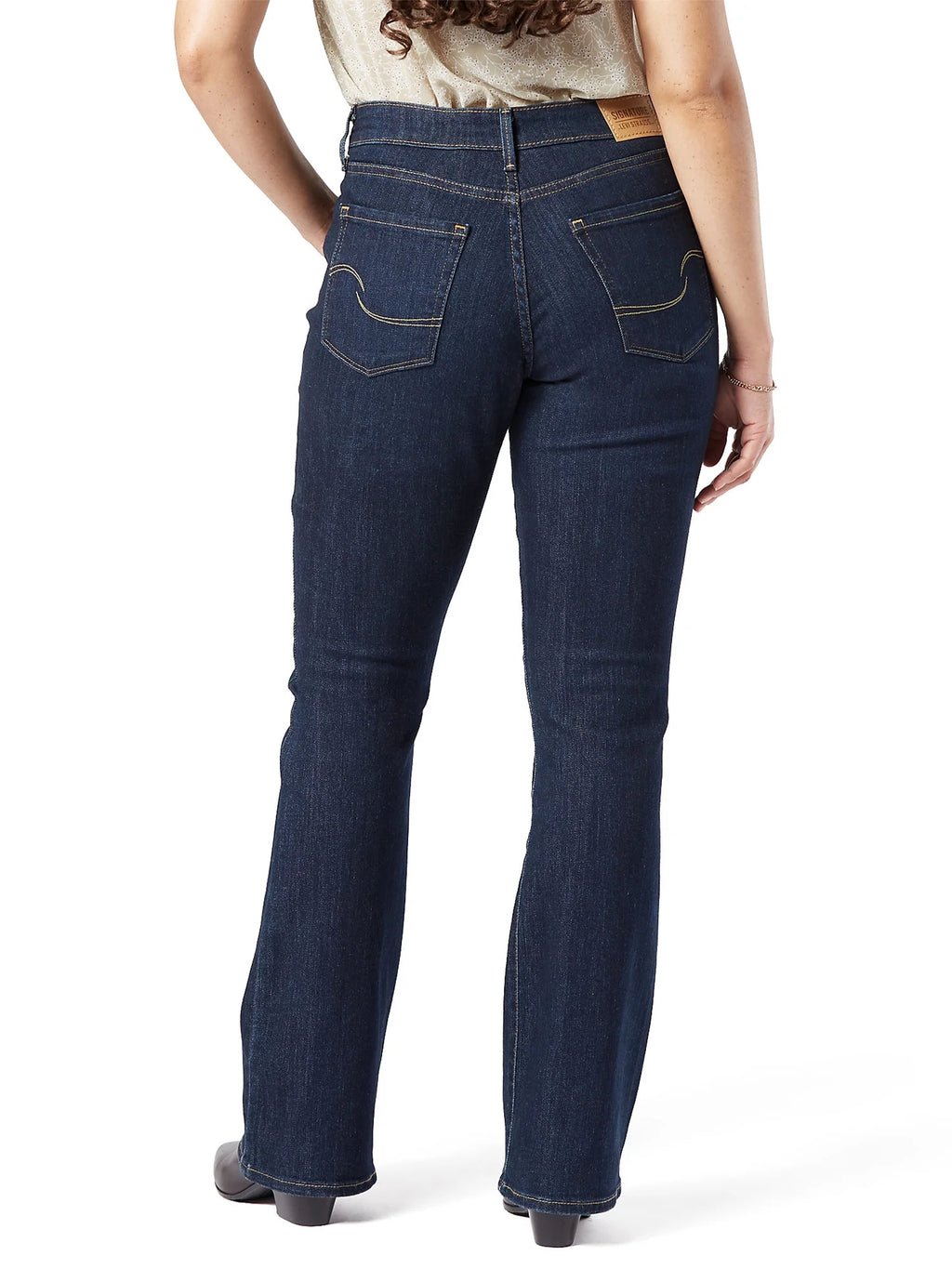 Women's Mid Rise Bootcut Jeans O7590